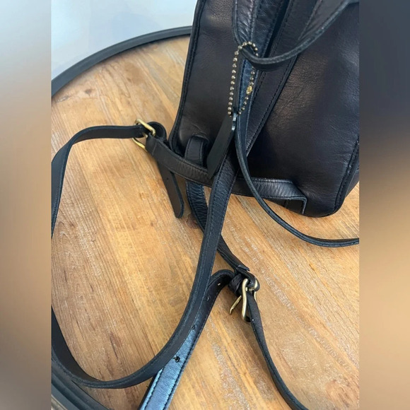 Vintage COACH Black Leather Backpack 9791 - Picture 5 of 5